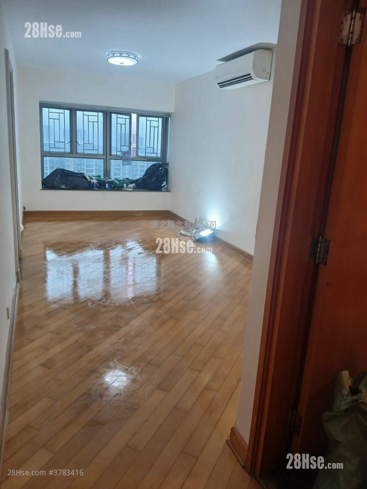 Park Central Rental 672 ft²