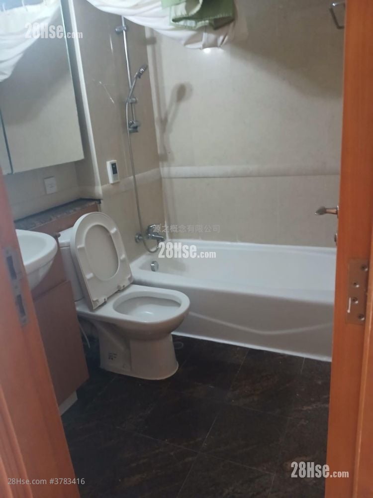 Park Central Rental 672 ft²