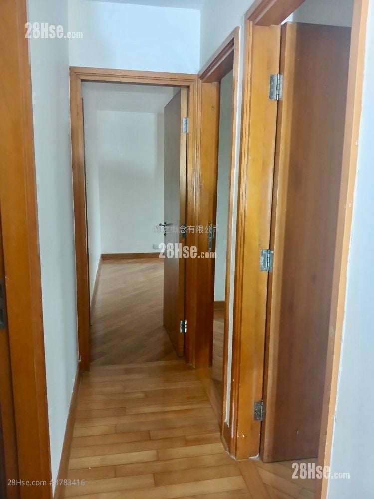 Park Central Rental 672 ft²