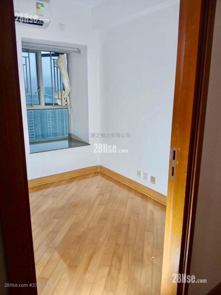 Park Central Rental 672 ft²