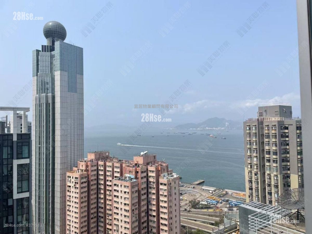 Artisan House Sell Studio , 1 Bathroom 216 ft²