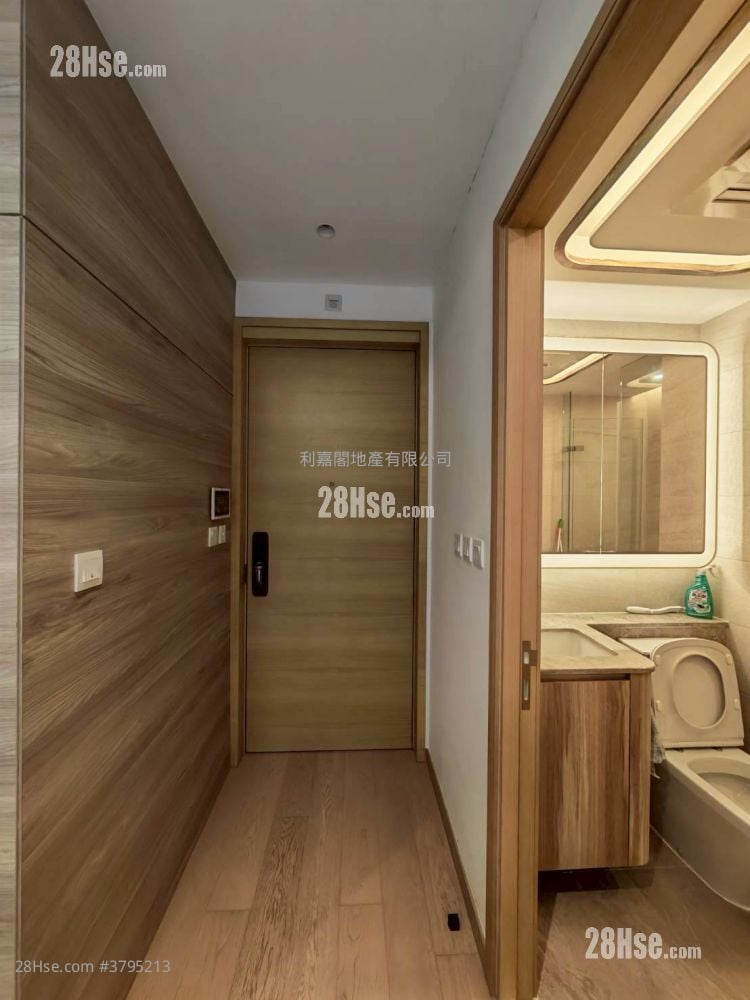 The Grand Marine Sell 1 Bedroom , 1 Bathroom 291 ft²