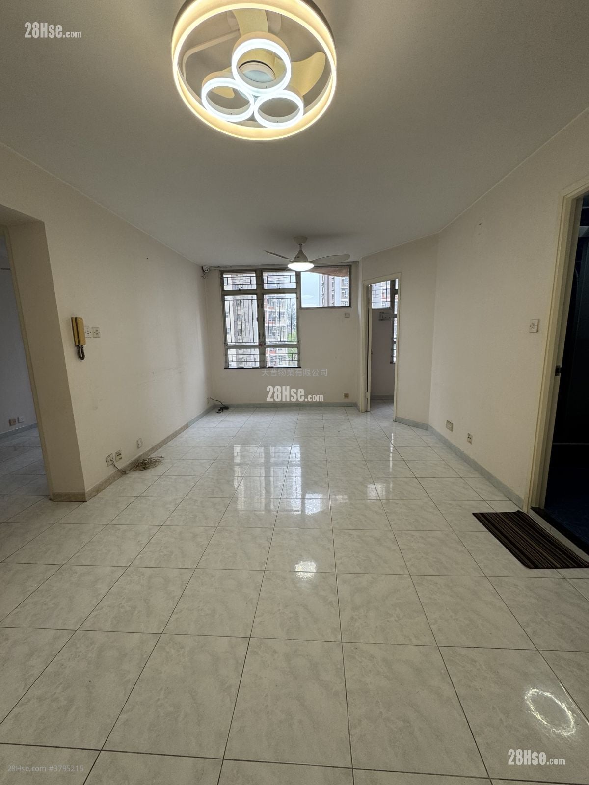 冠熹苑 售盘 3 房 , 1 浴室 601 平方尺