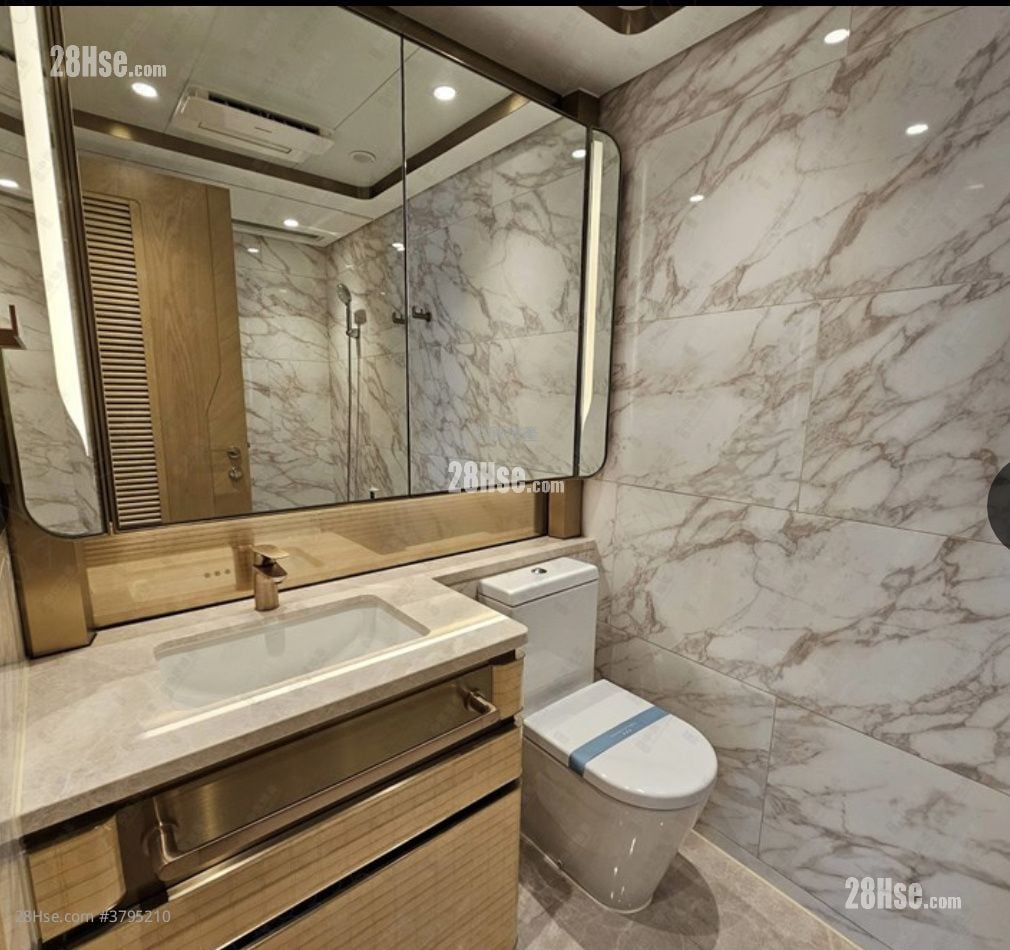 Grand Victoria Sell 3 Bedrooms 1,001 ft²