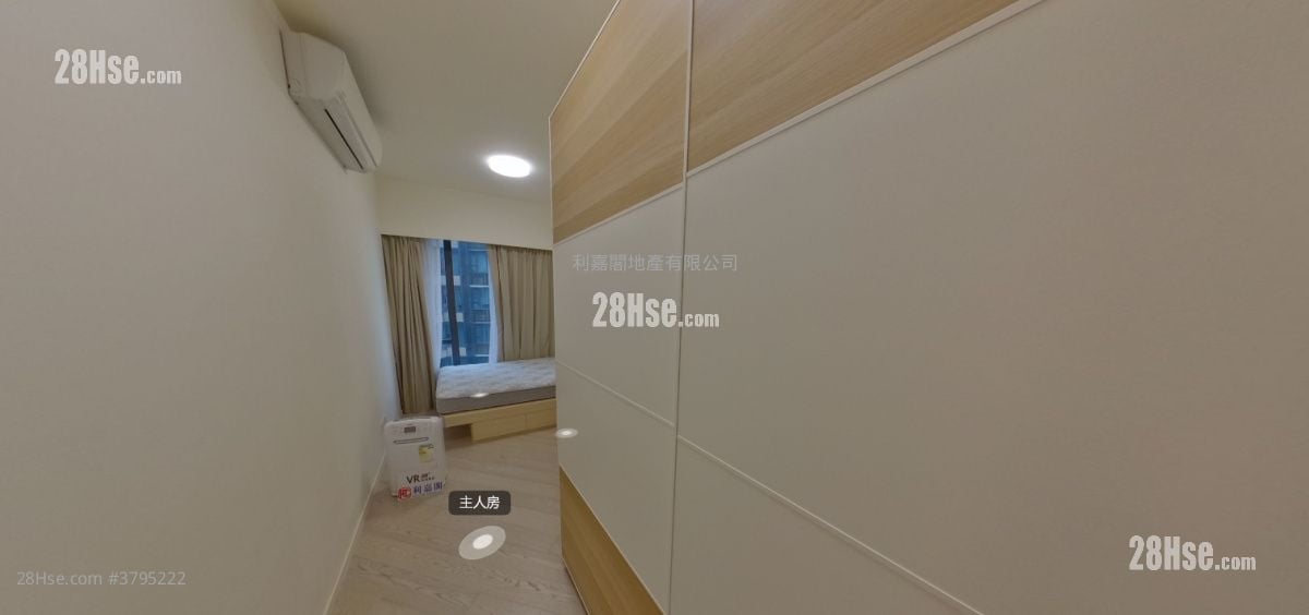 Fleur Pavilia Sell 3 Bedrooms , 2 Bathrooms 1,066 ft²