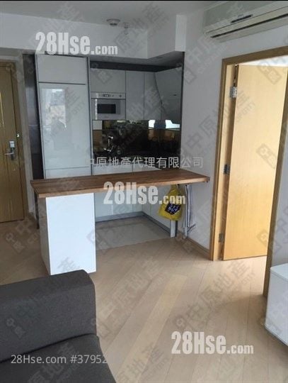 Macpherson Place Rental 1 Bedroom , 1 Bathroom 412 ft²