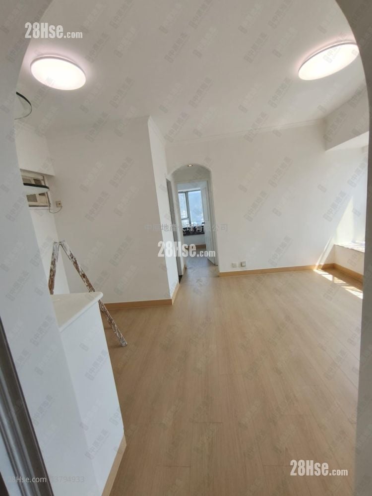 海丽花园 售盘 2 房 , 2 浴室 452 平方尺