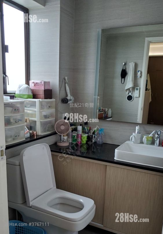 村屋 售盘 5+ 房 , 4 浴室