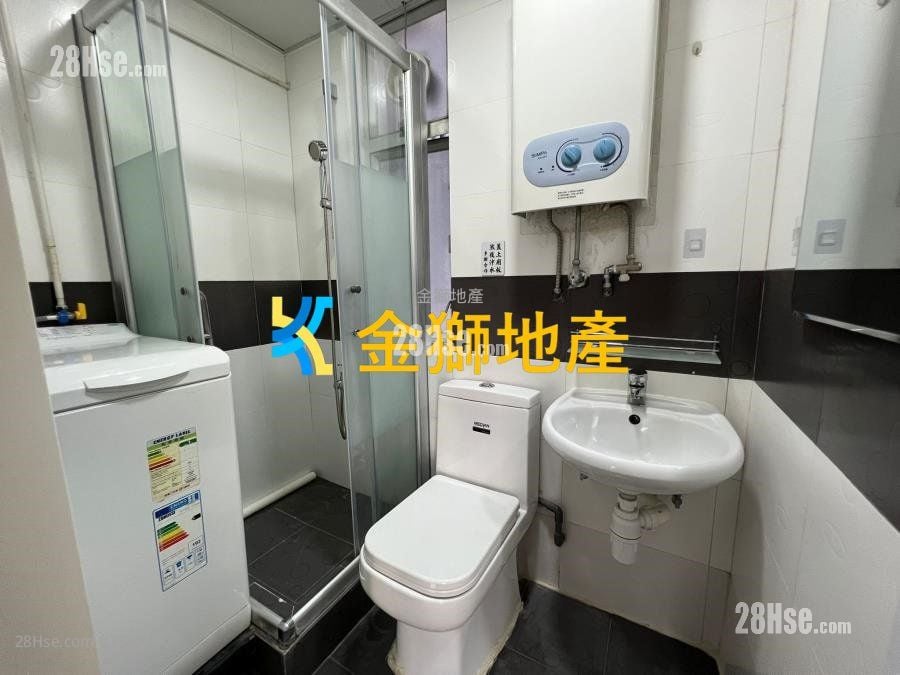 Golden Lion Garden Sell 2 Bedrooms , 1 Bathroom 307 ft²