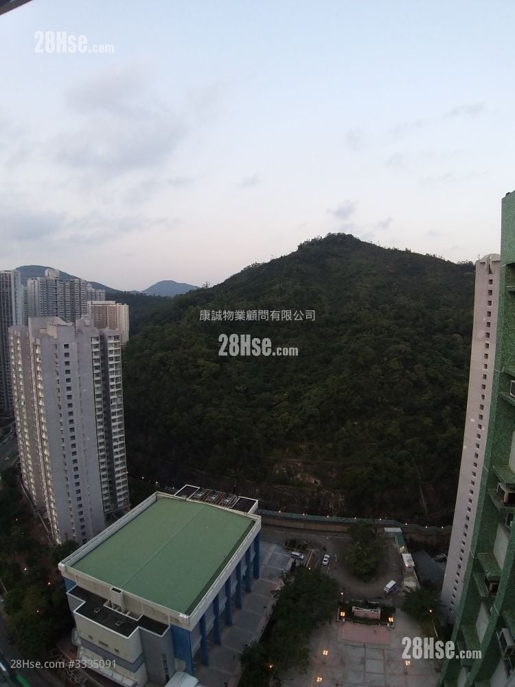Hong Pak Court Sell 2 Bedrooms , 1 Bathroom 401 ft²