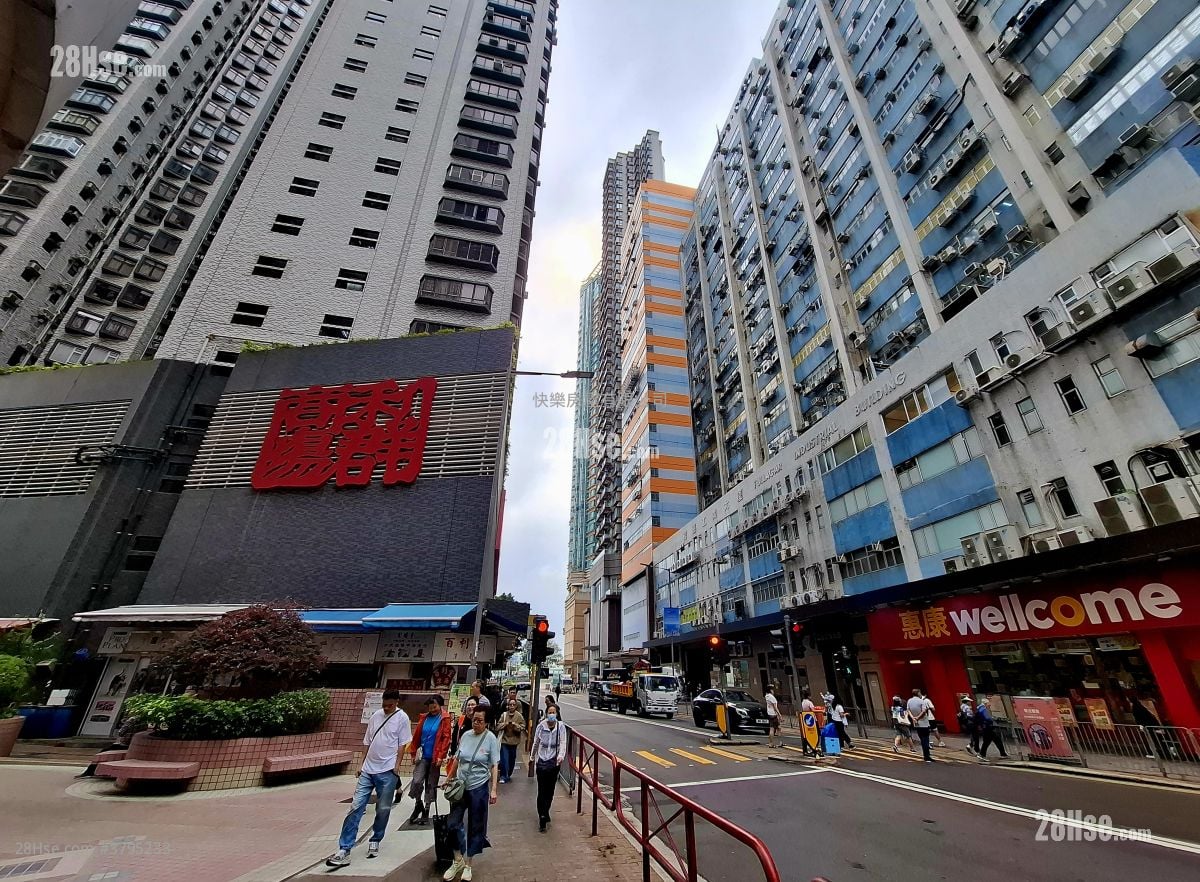 福群大楼 售盘 2 房 , 1 浴室 325 平方尺