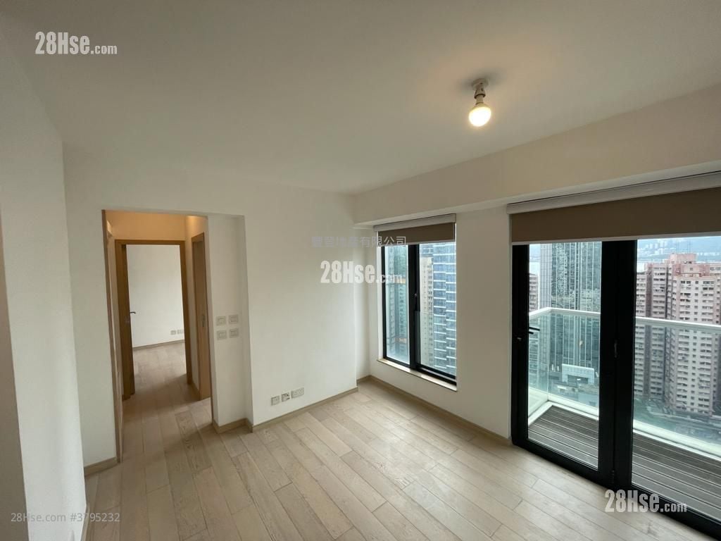 Altro Sell 2 Bedrooms , 1 Bathroom 450 ft²