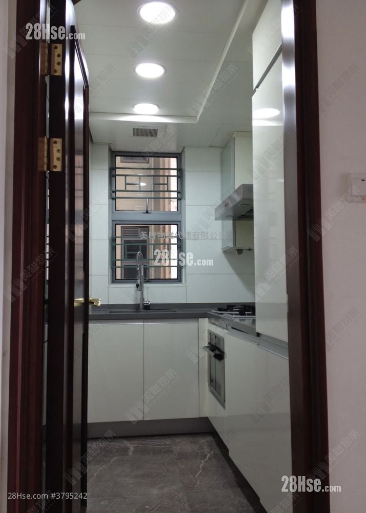 The Palazzo Sell 2 Bedrooms 554 ft²