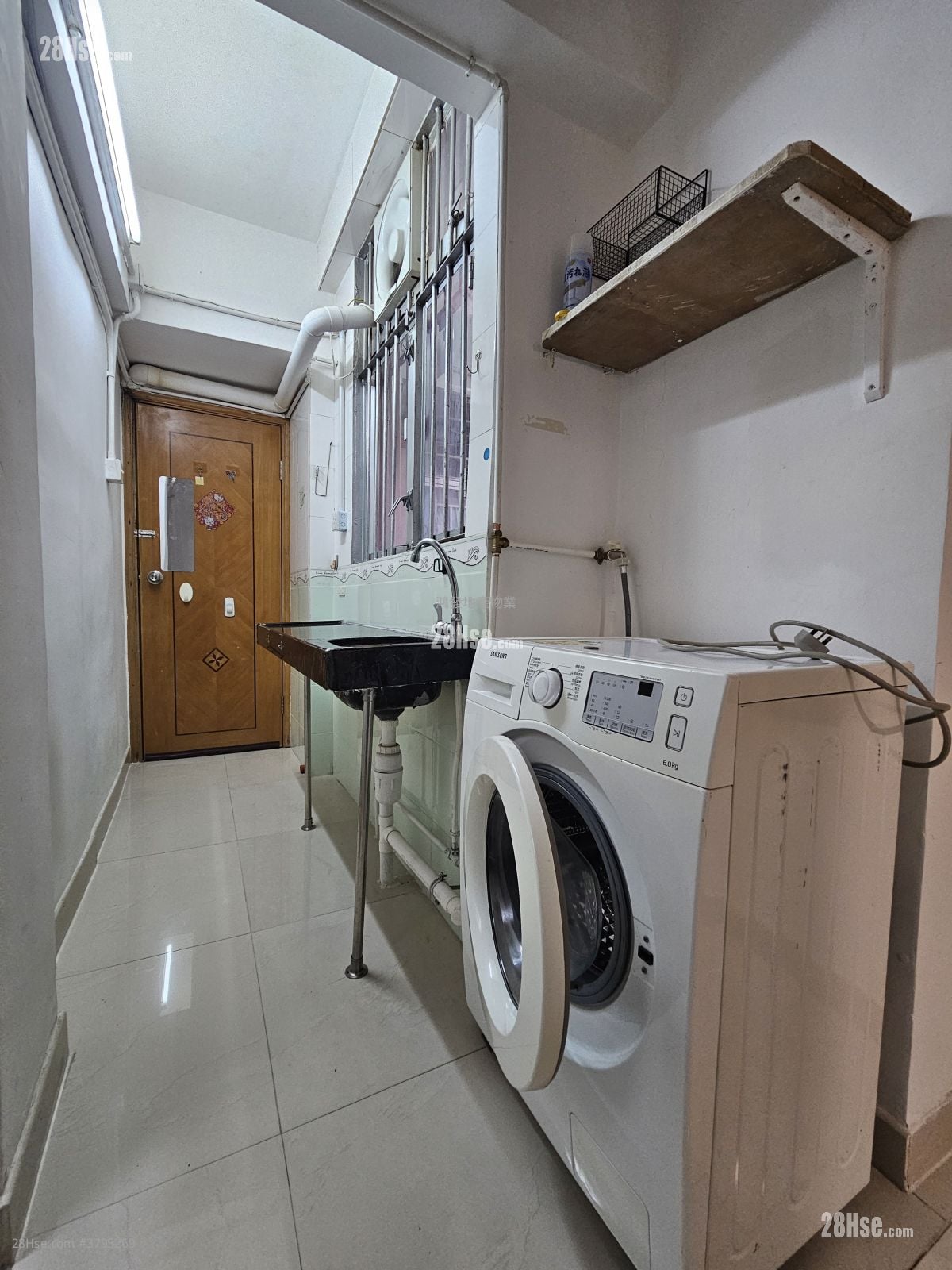 单幢楼房 租盘 1 房 , 1 浴室 138 平方尺