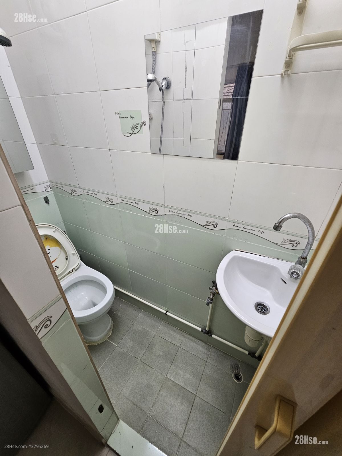 单幢楼房 租盘 1 房 , 1 浴室 138 平方尺