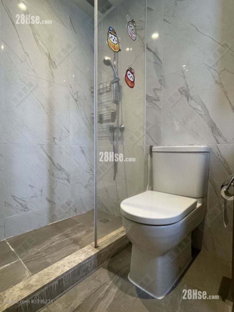 傲凯 售盘 1 房 299 平方尺