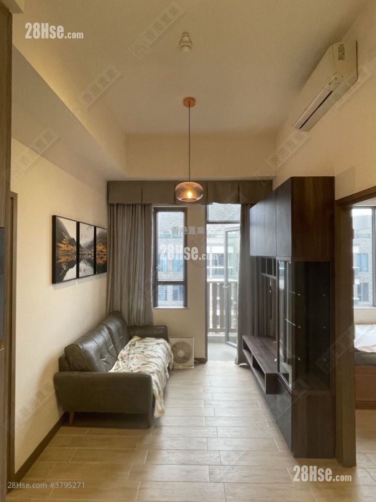 傲凯 售盘 1 房 299 平方尺