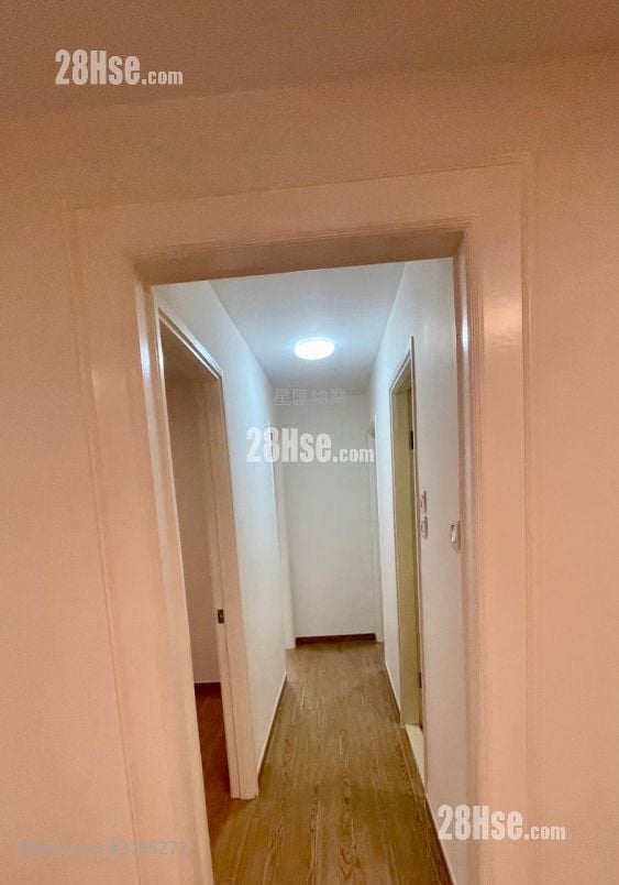 Whampoa Garden Rental 3 Bedrooms , 1 Bathroom 607 ft²
