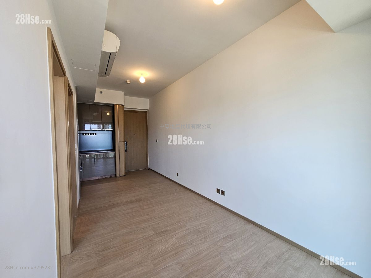 瑜悦 租盘 1 房 , 1 浴室 350 平方尺