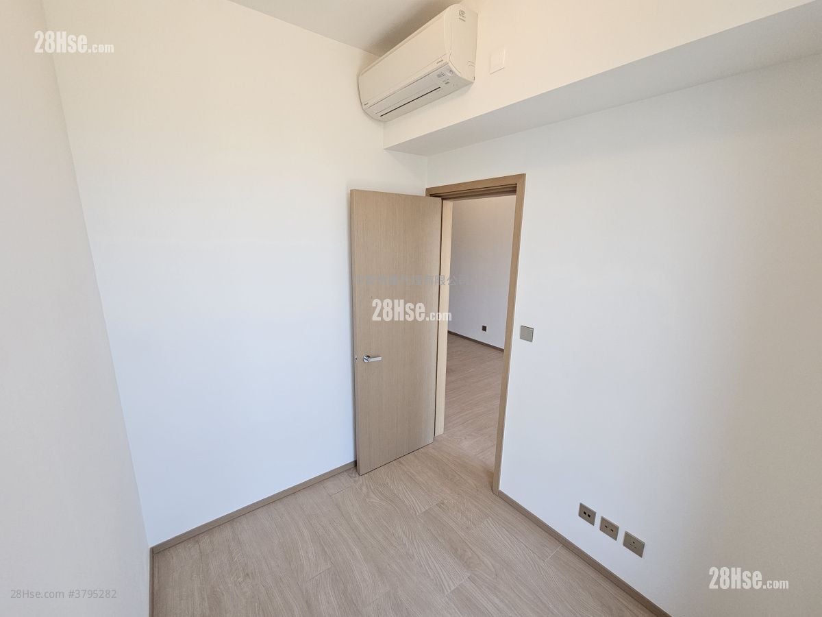 瑜悦 租盘 1 房 , 1 浴室 350 平方尺