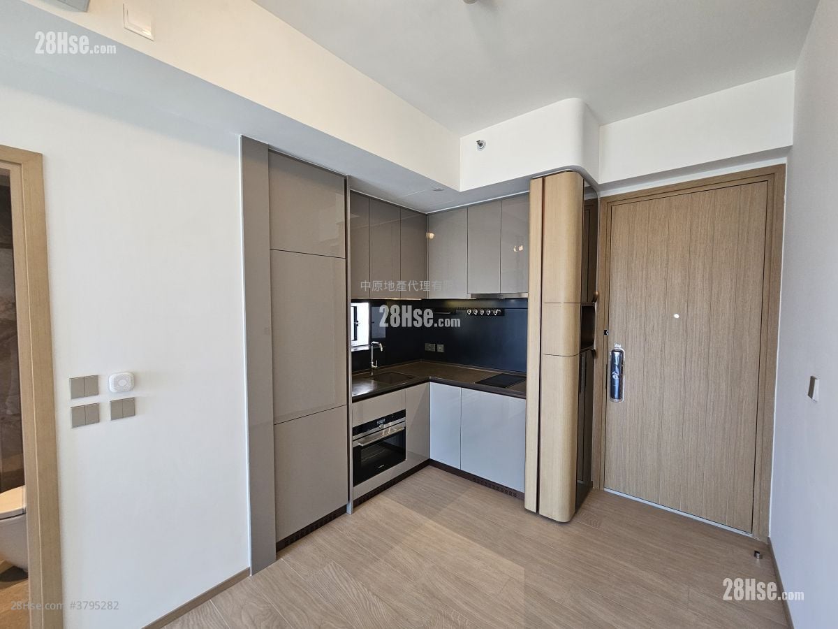 瑜悦 租盘 1 房 , 1 浴室 350 平方尺