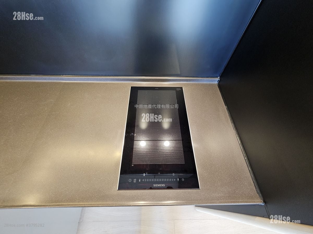 瑜悦 租盘 1 房 , 1 浴室 350 平方尺