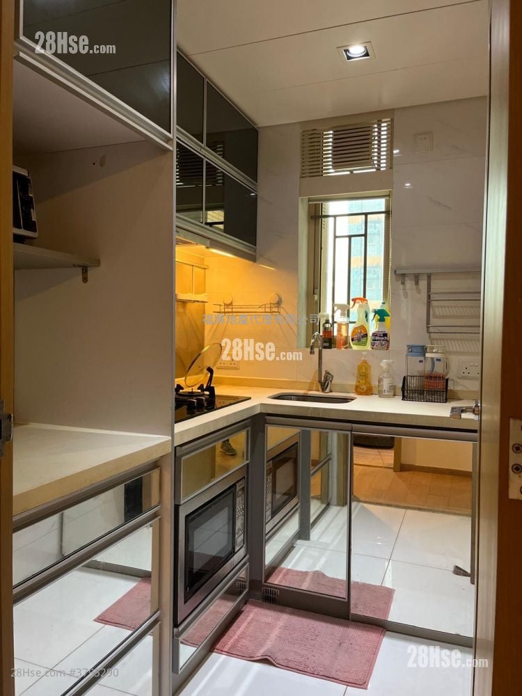 Harbour Place Sell 3 Bedrooms , 1 Bathroom 593 ft²