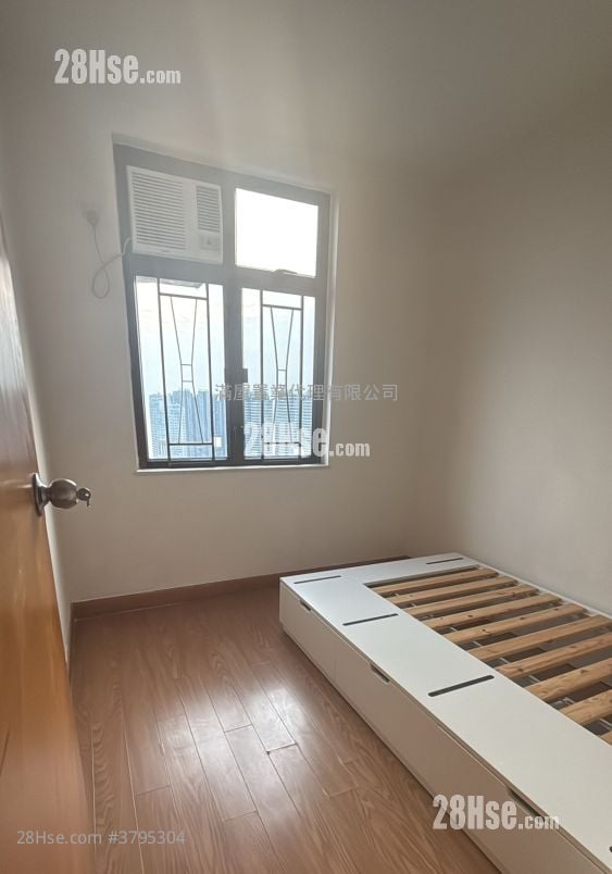 Chi Fu Fa Yuen Rental 3 Bedrooms , 1 Bathroom 588 ft²