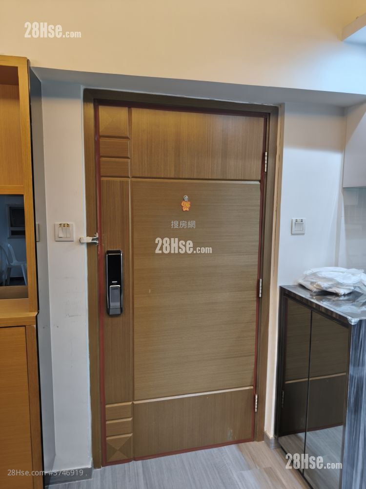 Hong Sing Garden Rental 2 Bedrooms , 1 Bathroom 450 ft²