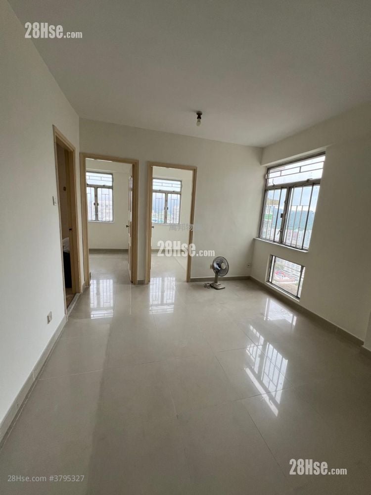 Tai Po Plaza Sell 2 Bedrooms , 1 Bathroom 412 ft²