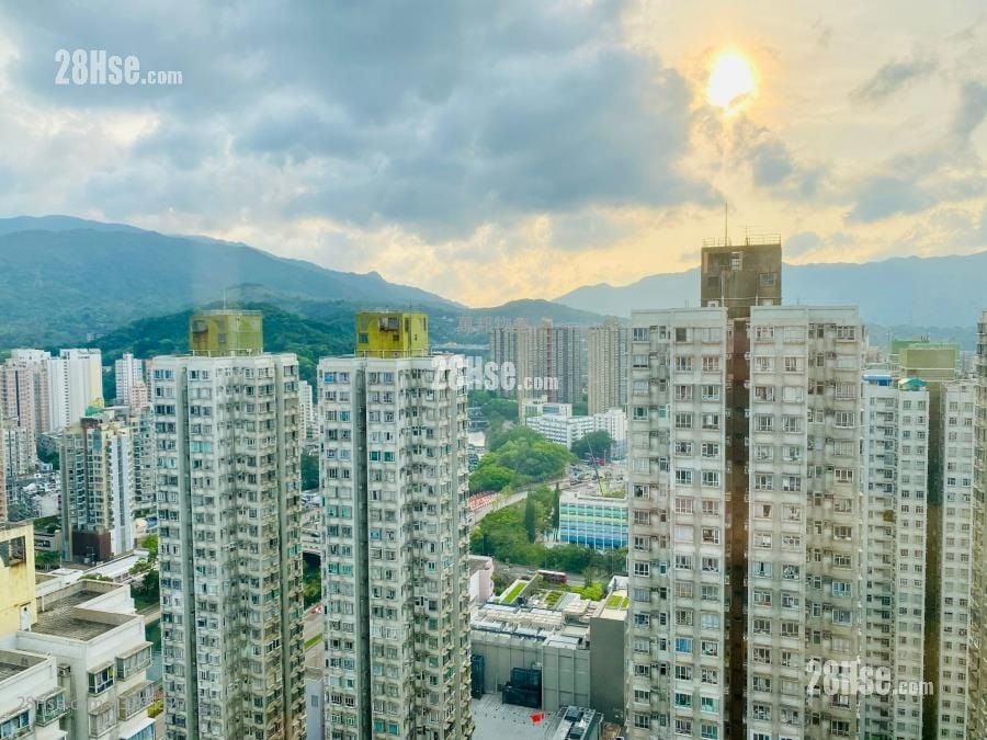Tai Po Plaza Sell 2 Bedrooms , 1 Bathroom 412 ft²