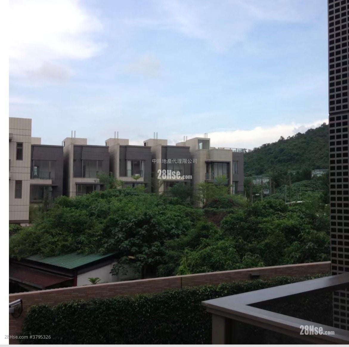 The Woodsville Sell 3 Bedrooms 774 ft²