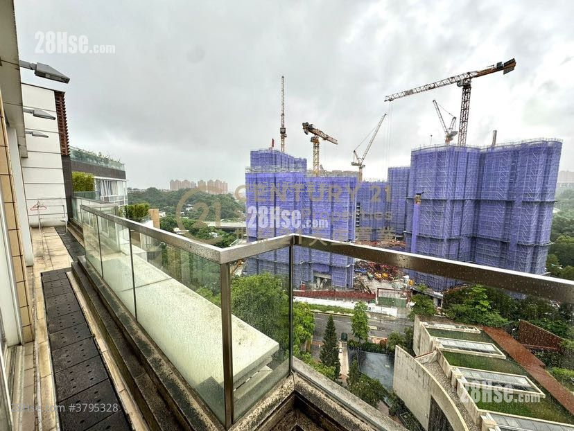 Avignon Sell 5+ Bedrooms , 3 Bathrooms 1,646 ft²