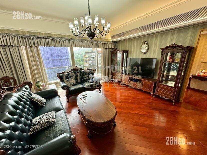 Avignon Sell 5+ Bedrooms , 3 Bathrooms 1,646 ft²