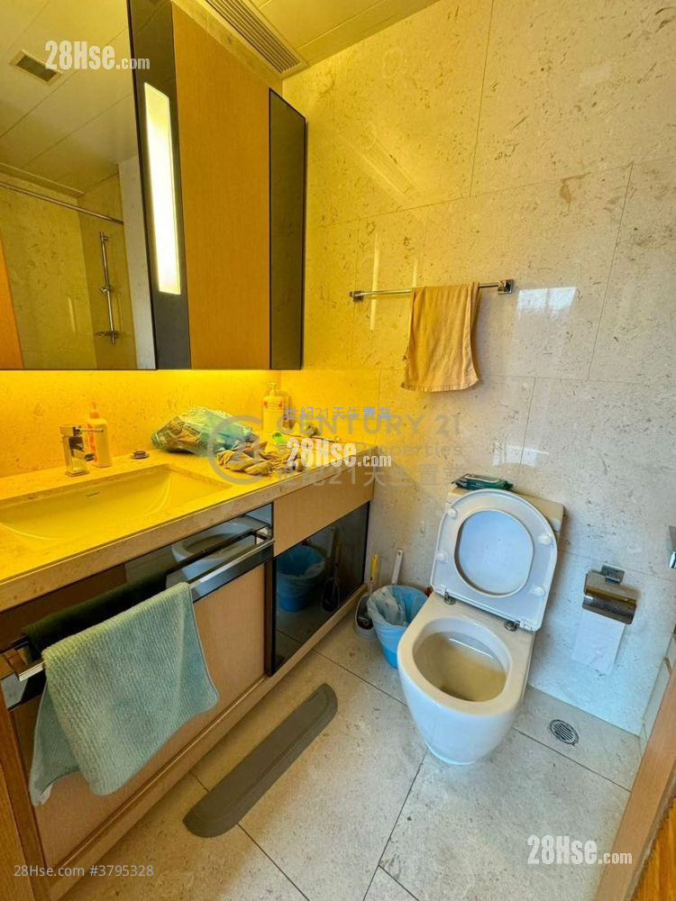 Avignon Sell 5+ Bedrooms , 3 Bathrooms 1,646 ft²