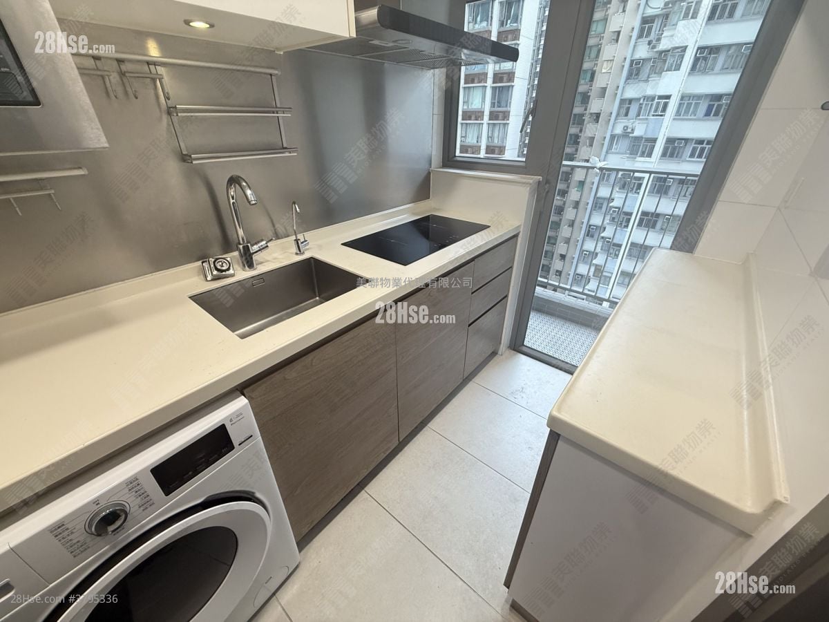 Heya Crystal Sell 2 Bedrooms 502 ft²