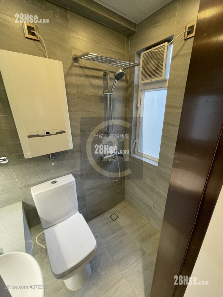 Mannie Garden Sell Studio , 1 Bathroom 203 ft²