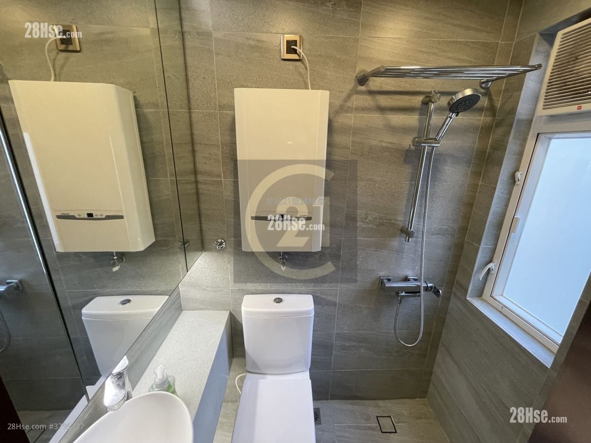 Mannie Garden Sell Studio , 1 Bathroom 203 ft²