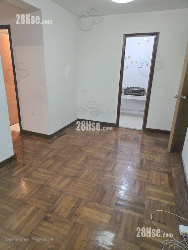 南丰新邨 售盘 2 房 , 1 浴室 391 平方尺