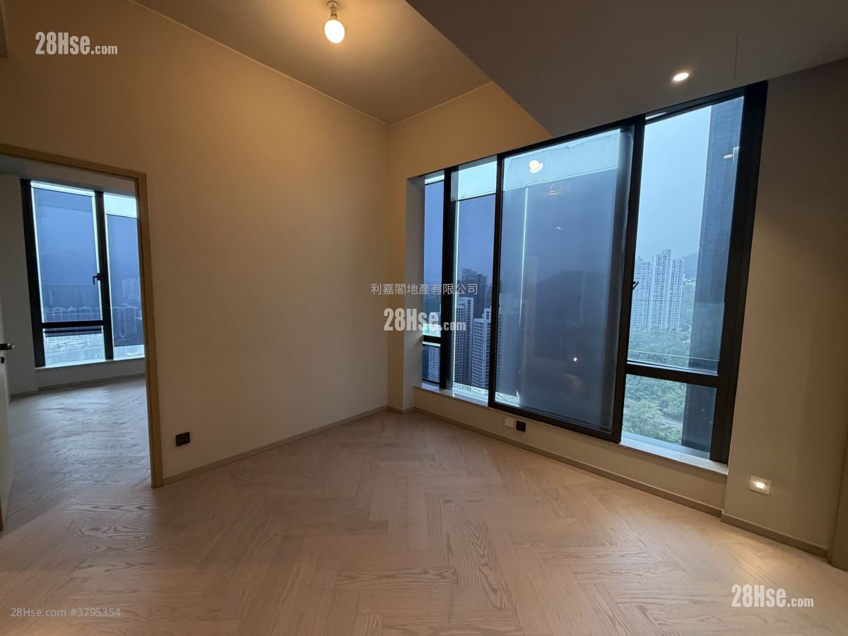 The Arles Rental 4 Bedrooms , 2 Bathrooms 2,001 ft²