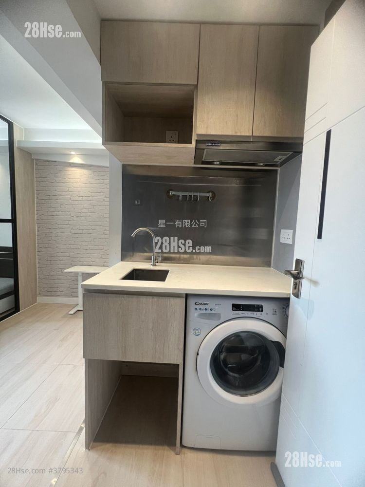 平安大楼 租盘 开放式间隔 , 1 浴室 160 平方尺