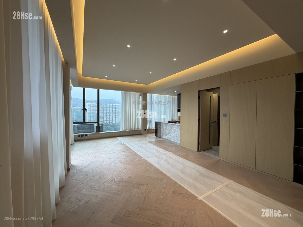 The Arles Rental 4 Bedrooms , 2 Bathrooms 2,001 ft²