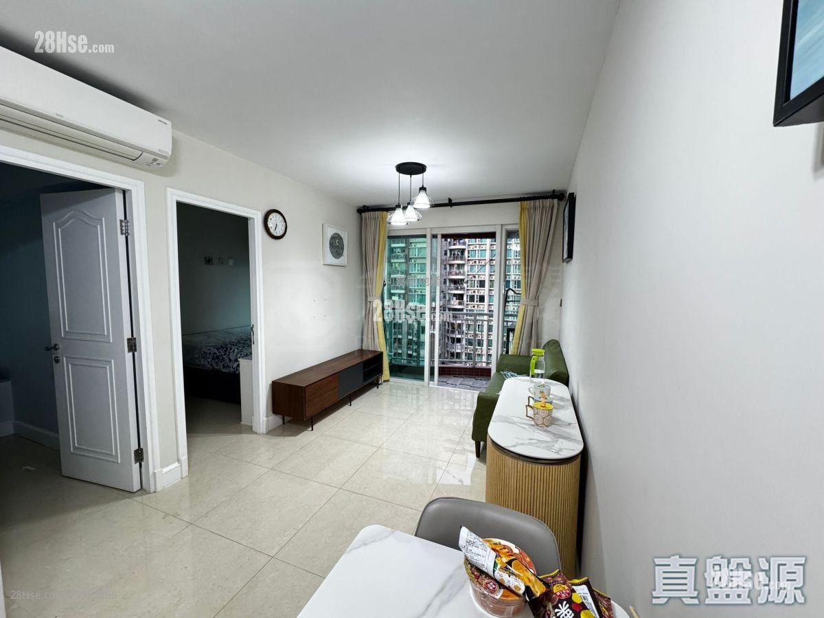 Central Park Towers Rental 2 Bedrooms , 1 Bathroom 493 ft²