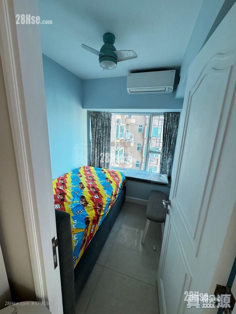 Central Park Towers Rental 2 Bedrooms , 1 Bathroom 493 ft²