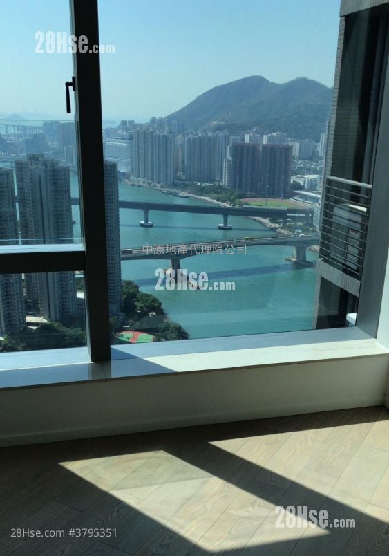 柏傲湾 售盘 3 房 , 1 浴室 645 平方尺