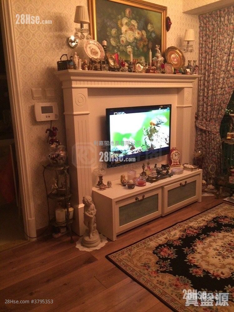 Banyan Garden Sell 2 Bedrooms , 1 Bathroom 468 ft²