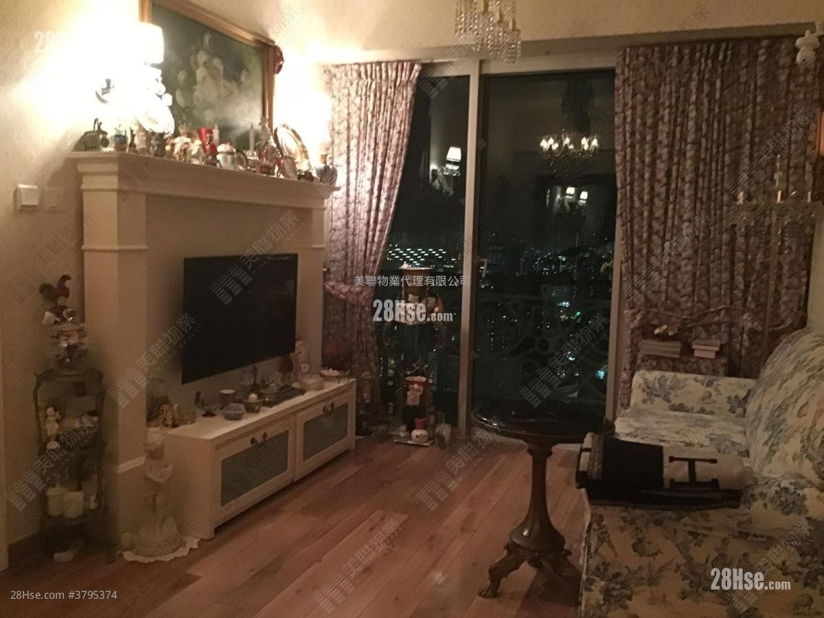 Banyan Garden Sell 2 Bedrooms , 1 Bathroom 468 ft²