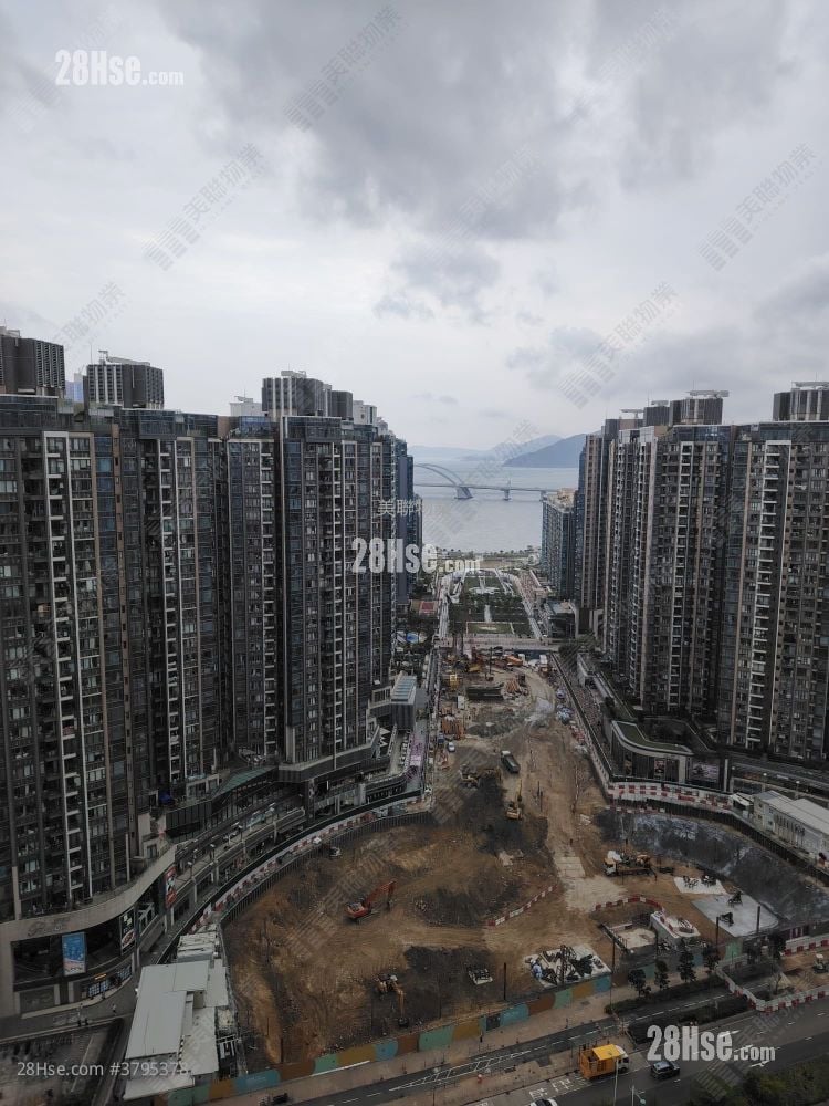 The Wings Rental 3 Bedrooms , 3 Bathrooms 862 ft²