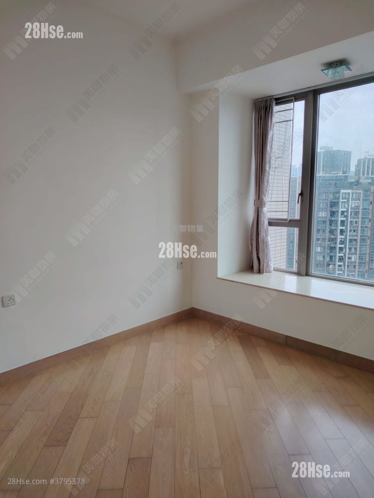 The Wings Rental 3 Bedrooms , 3 Bathrooms 862 ft²