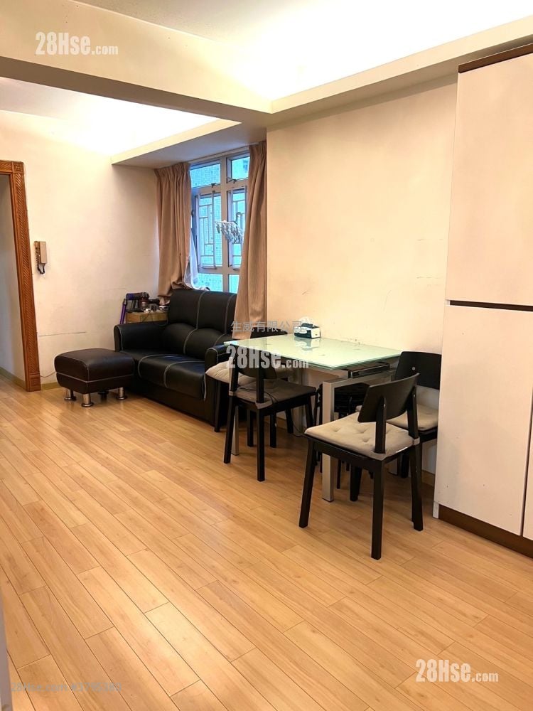 富安花园 售盘 3 房 , 1 浴室 597 平方尺